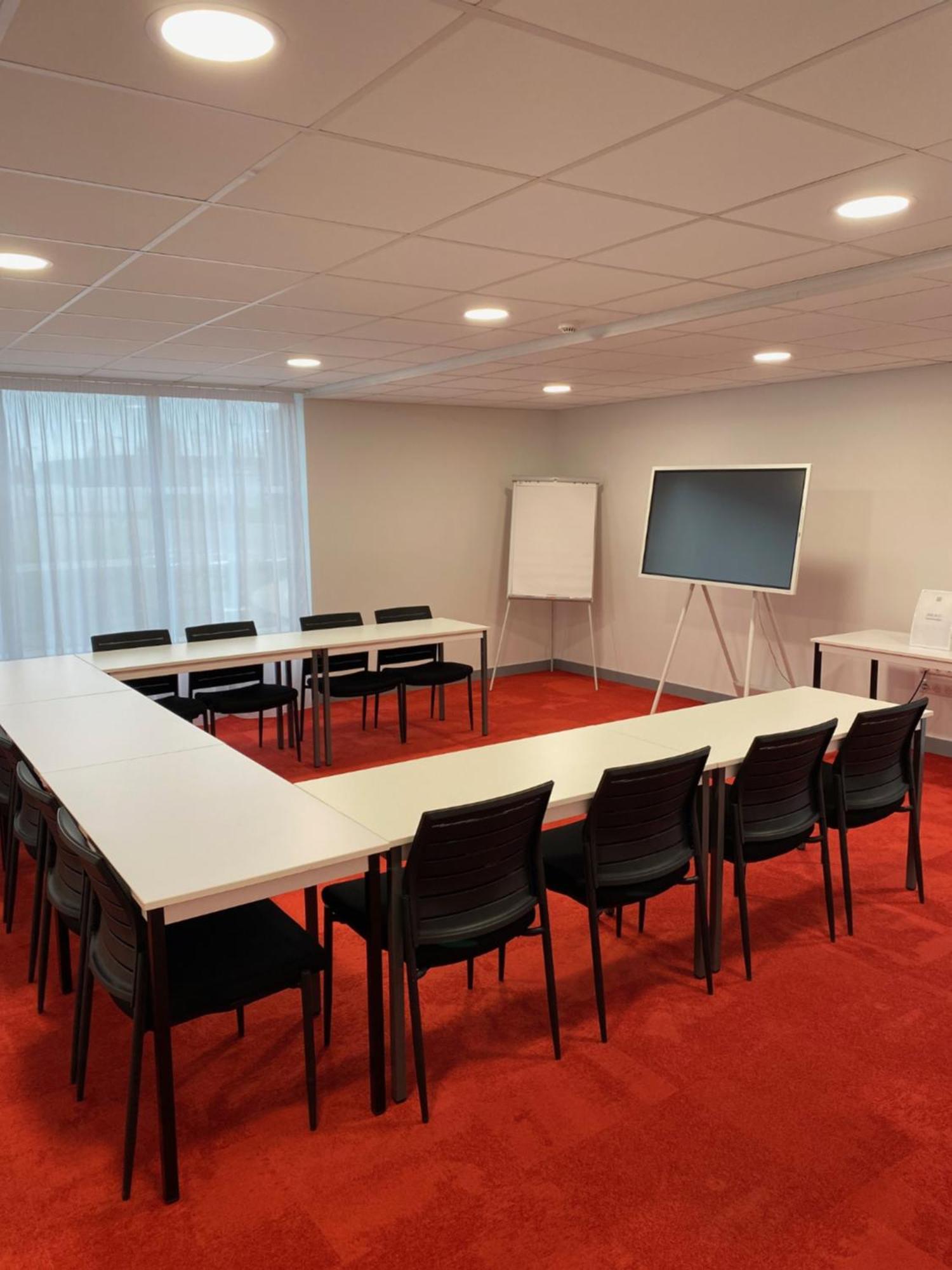Sure Hotel By Best Western Les Portes De Montauban Exterior photo